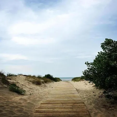 Lägenhet On Seawall With Stunning Views *