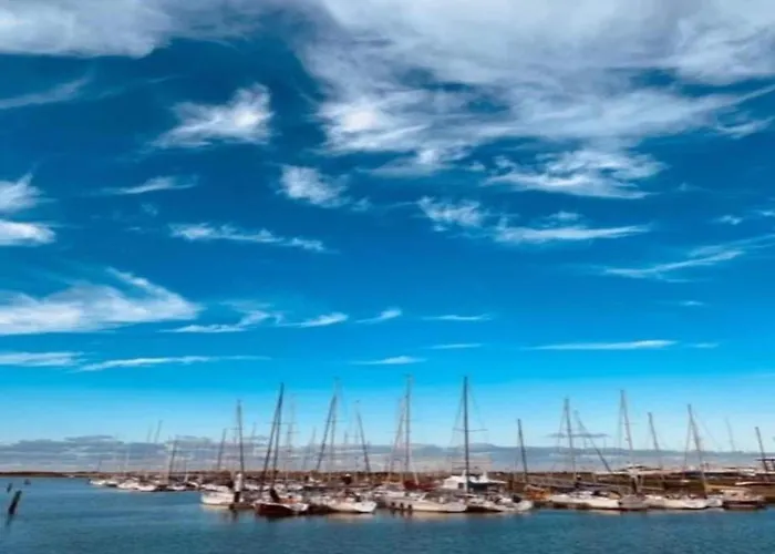 On Seawall With Stunning Views * Nieuwpoort